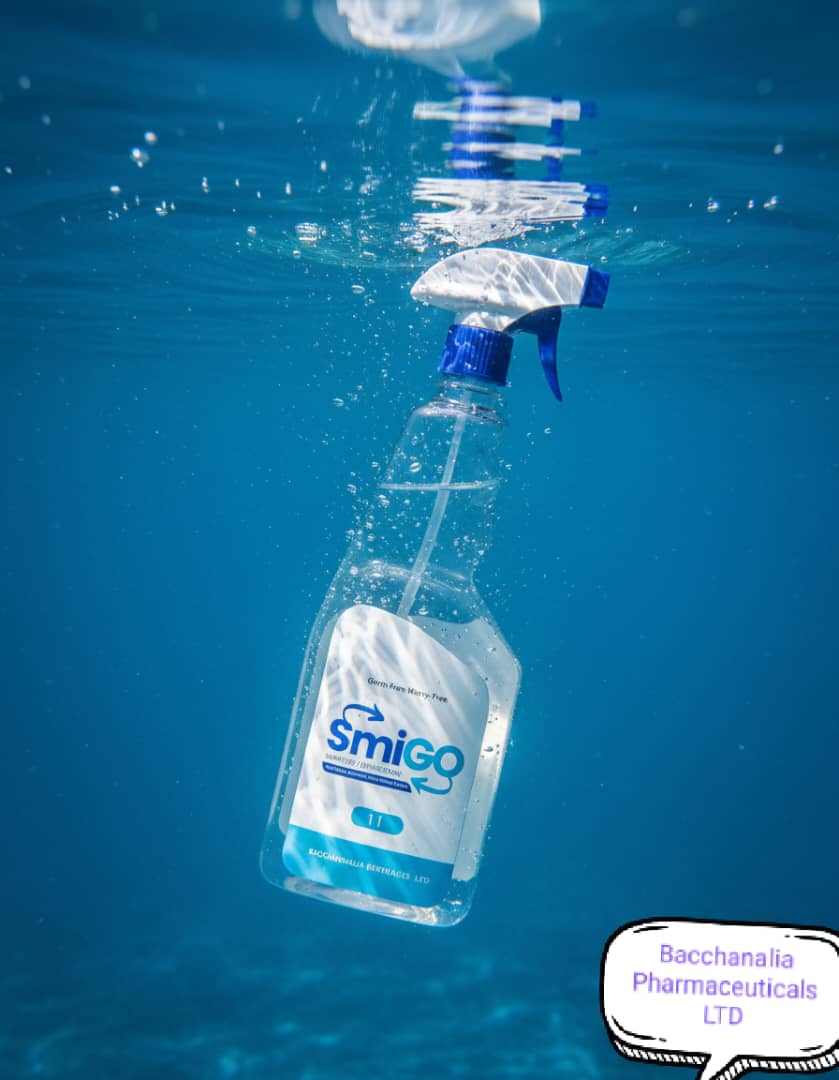 Smigo bottle underwater
